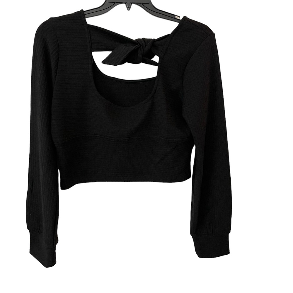 Band Of The Free Black Long Sleeve Crop Top With Back Tye NWT - Picture 2 of 2